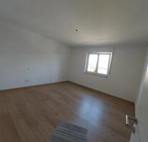 Neub.Erstbez.: 3-Zimmerwohnung, (OG,nördl.) in Großkarolinenfeld Neub.Erstbez.: 3-Zimmerwohnung, (OG,nördl.) in Großkarolinenfeld