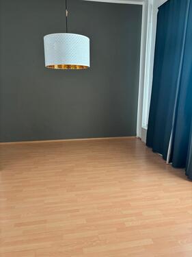 Foto - Ab sofort zum Vermieten, 3 Zimmer Wohnung mit Balkon