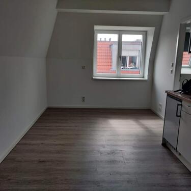 Foto - 2 Zimmer Dachgeschoßwohnung zur Miete in Berlin