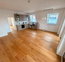 Hochwertige 3-Zimmer-Wohnung mit 2 Balkone & Aufzug - Dillingen an der Donau
