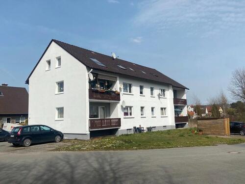 Foto - 2 Zimmer Küche Bad Balkon Kellerraum PKW Stellplatz