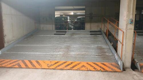 Foto - Tiefgaragenstellplatz zu vermieten