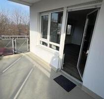 3-Zi.-Whg. mit Balkon, Lift und Stellplatz - Zwickau Auerbach