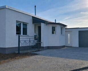 Einfamilienhaus (Bungalow) mit großem Grundstück in Werl