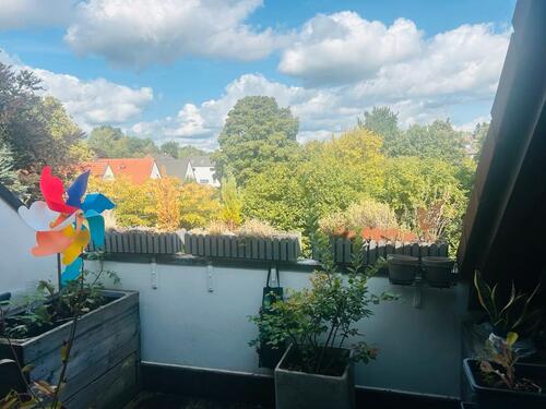 Foto - Helle 3,5 Zimmer Dachgeschosswohnung mit Loggia ins Grüne in Alte