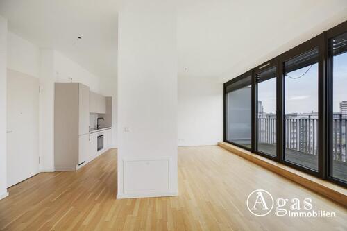 Foto - LICHTDURCHFLUTET! 2 Zimmer Dachgeschoss-Wohnung mit ca. 77m² und großer Terrasse in Berlin-Mitte