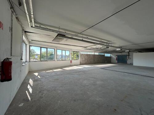 Foto - Lichtdurchflutete Lagerhalle in Bad Oeynhausen Werste