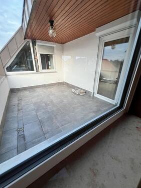 Foto - 3 Zimmer Wohnung mit Balkon - 1.400,00&nbsp;EUR Kaltmiete, ca.&nbsp; 111,00&nbsp;m&sup2;