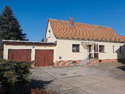 Foto - Haus mit Doppelgarage und großem Grundstück Reichenbach O.L.
