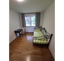 Damen WG - Zimmer ca. 20 qm (nur für Frauen) - Göppingen Faurndau