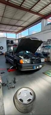 Foto - Halle Werkstatt KFZ Garage Schrauben ZUR VERMIETUNG 80m²