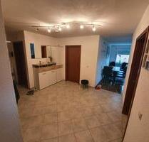 Schöne 3,5-Zi.-Wohnung mit EBK & TG – 90 m² in Mühlacker