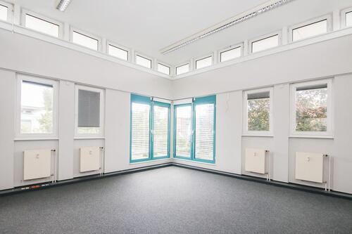 Foto - Modern, hell, repräsentativ - 2.660,00 EUR Kaltmiete, ca.  7,00 m²