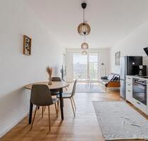 Fully Furnished 2-Room Apartment with River View & Concierge - Berlin Friedrichshain-Kreuzberg