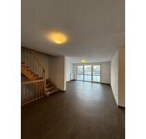 4 Zimmer Doppelhaushäfte in Kulmain