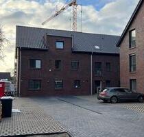 Moderne helle 5-Zimmer-Neubauwohnung, Dachterrasse, Stellplatz - Edewecht