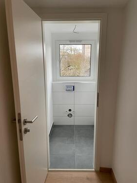 Foto - Erstbezug nach Sanierung - Großzügige 4-Zimmer-Dachgeschosswohnun