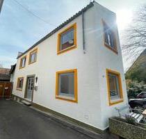 Renoviertes freistehendes Einfamilienhaus in ruhiger Lage - Hackenheim