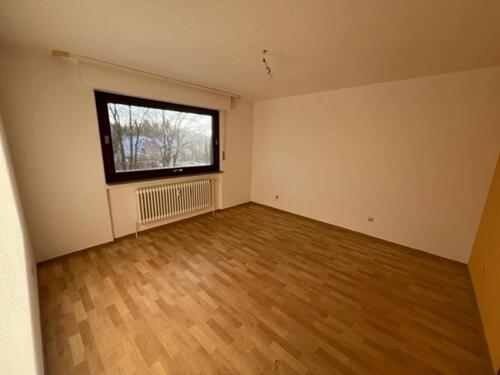 Foto - 3-Zimmer-Wohnung zu vermieten – 79 m², warm, ruhig, ab sofort