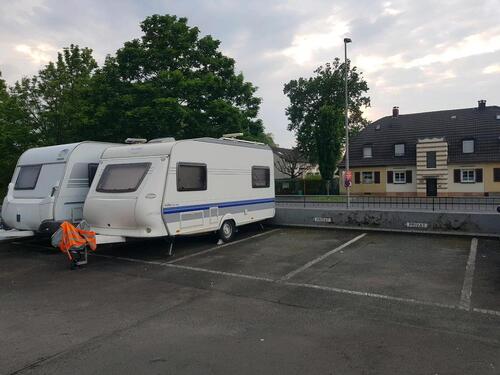 Foto - Wohnwagen-, PKW- oder Anhänger- Außenstellplatz
