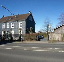 WOHNEN in der ALTEN SCHULE - 3.000,00&nbsp;EUR Kaltmiete, ca.&nbsp; 350,00&nbsp;m&sup2; in Wermelskirchen (PLZ: 42929)