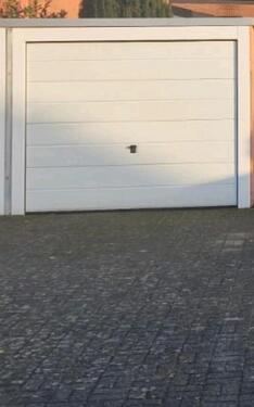 Foto - Garage mit Stellplatz zu vermieten