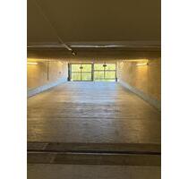 TiefgaragenStellplatz | Neuperlach Zentrum | sofort zu vermieten - München Ramersdorf-Perlach