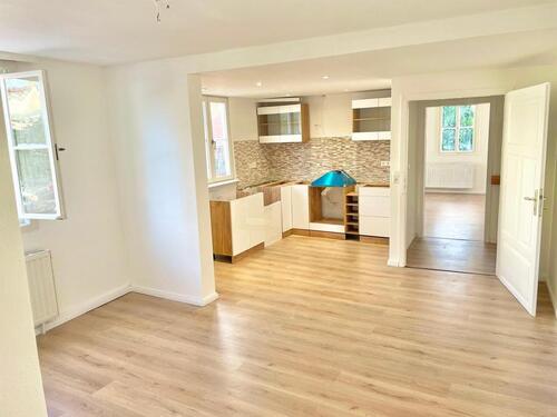 Foto - Sehr helle 93qm Obergeschosswohnung im Ortskern Bechtheims