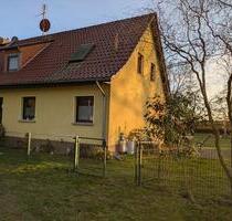 Doppelhaushälfte zur Miete - 1.050,00&nbsp;EUR Kaltmiete, ca.&nbsp; 97,00&nbsp;m&sup2; in Nauen (PLZ: 14641)