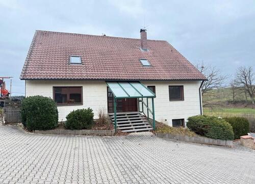 Foto - Dreifamilienhaus - 695.000,00&nbsp;EUR Kaufpreis, ca.&nbsp; 189,00&nbsp;m&sup2;
