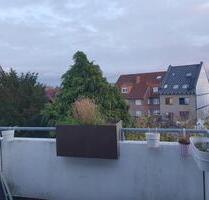 Helle 3 Zimmer Dachgeschoss Wohnung mit Balkon - Grevenbroich