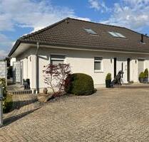 Haus , Bungalow mit Einliegerwohnung von Privat zu verkaufen - Walsrode Bomlitz