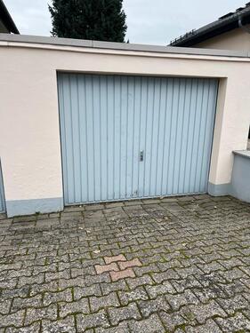 Foto - Garage zur Miete - 80,00&nbsp;EUR Miete,