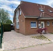 Ferienhaus Timmel Ostfriesland mit Kamin, Boot, eigener Steg - Großefehn
