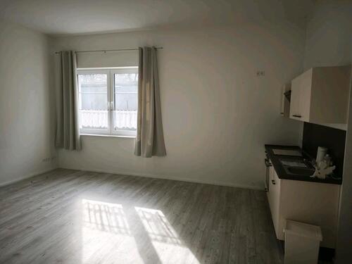 Foto - Wohnung EG 1,5 Zi ab sofort frei