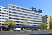 Foto - Großzügige Büroflächen mit Stellplätzen