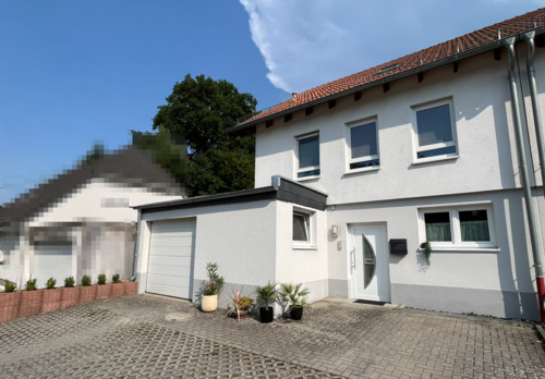 Foto - Moderne, geräumige & energieeffiziente DHH+Garage+Garten