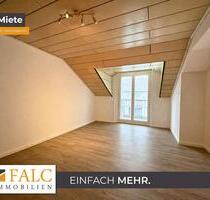 3-Zimmer-Dachgeschosswohnung mit Süd-Balkon ,Einbauküche und optionaler Garage - Bad Iburg