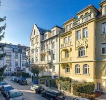 6-Zimmer-Altbaujuwel in Bestlage Altbogenhausen - München