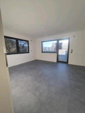 Foto - Erstbezug-5Zimmer - 1.650,00 EUR Kaltmiete, ca.  120,00 m²