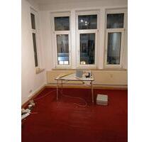 Zimmer zur Untervermietung - 500,00 EUR Kaltmiete, ca. 15,00 m² in Hannover (PLZ: 30451) Linden-Limmer Zimmer zur Untervermietung - 500,00 EUR Kaltmiete, ca. 15,00 m² in Hannover (PLZ: 30451) Linden-Limmer