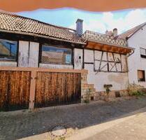 Fachwerkhaus mit großer GarageLager – Wohnen & Arbeiten - Wallertheim