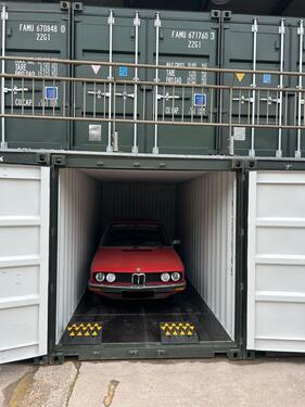 Foto - Garage Oldtimer Stellplatz Lagerraum Platz für bis zu 3 Autos