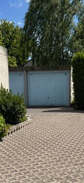 Foto - Garage für ein Auto ab Juni - 75,00&nbsp;EUR Miete,