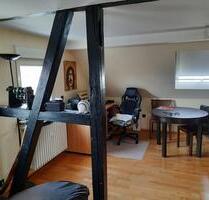 Helle Dachgeschoss-Wohnung mit vielen Extras - Radevormwald