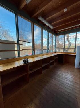 Foto - Helle Gewerbehalle mit Büro zu vermieten