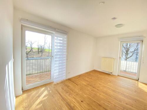 Foto - Frisch sanierte 2-Zimmer-Wohnung mit EBK & Stellplatz