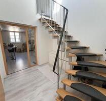 Helle 2-Zimmer-Maisonettewohnung - zentrale Lage in Gronau Leine - Gronau (Leine)