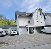 2-Zimmer-Dachgeschosswohnung mit Balkon in Reichshof-Heidberg