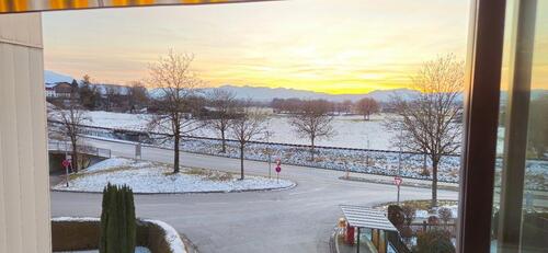 Foto - Helle 2-Zimmer-Wohnung mit Balkon und Bergblick zu vermieten